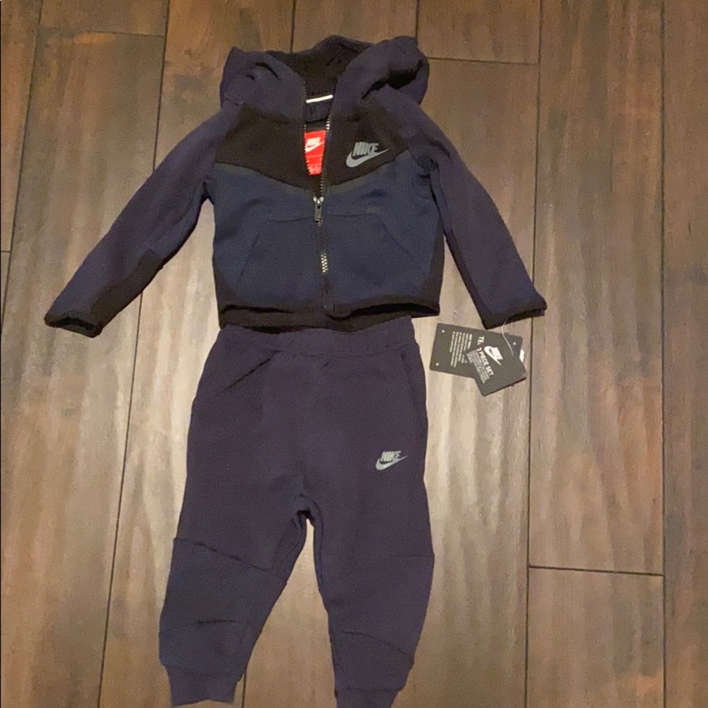 Nike matching set